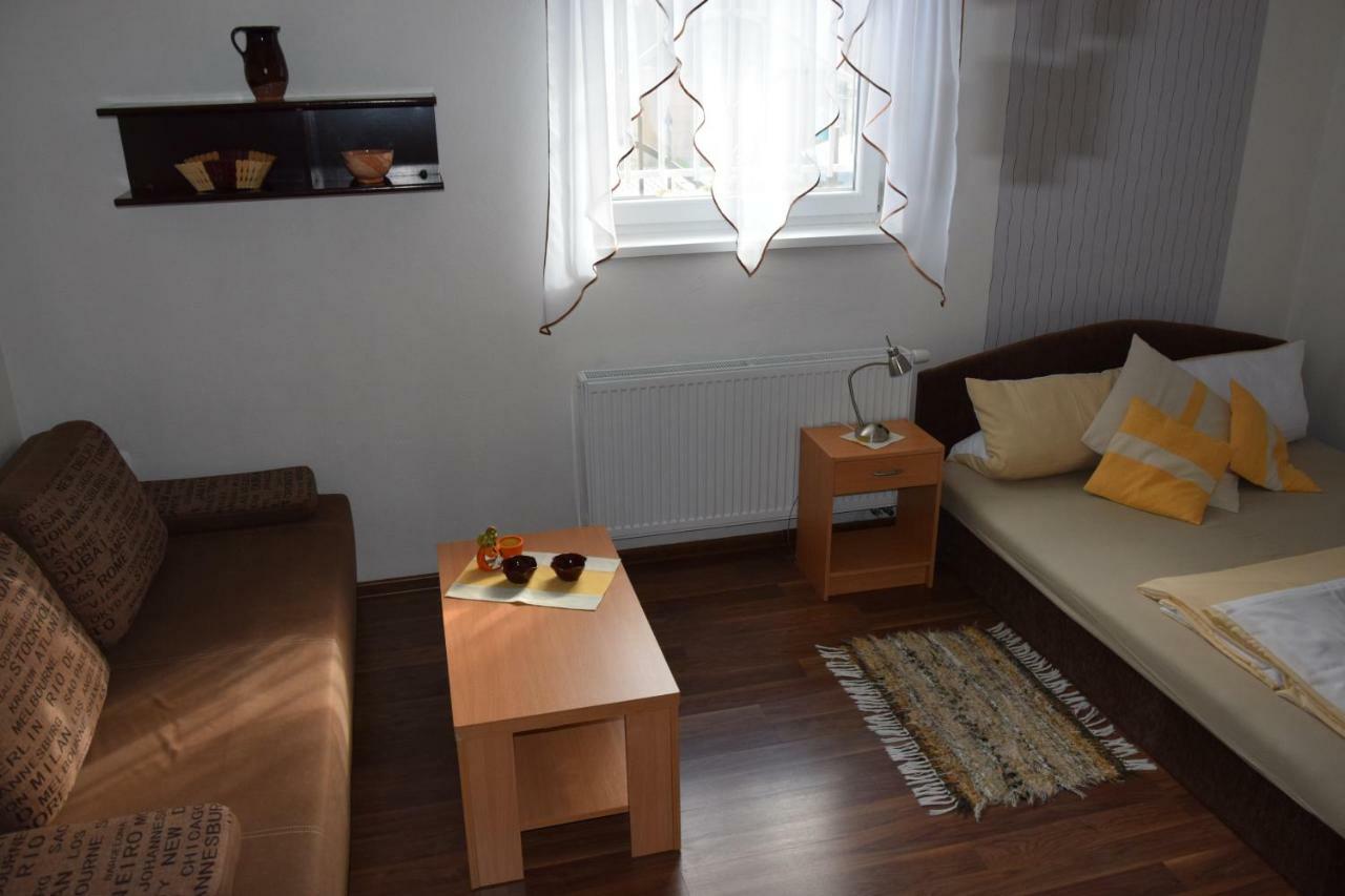 Belany Studios Veľký Meder Εξωτερικό φωτογραφία