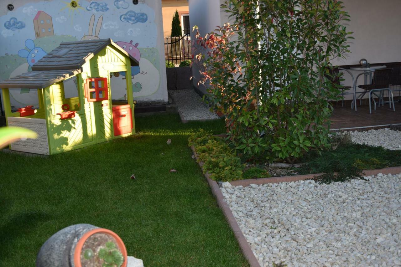 Belany Studios Veľký Meder Εξωτερικό φωτογραφία
