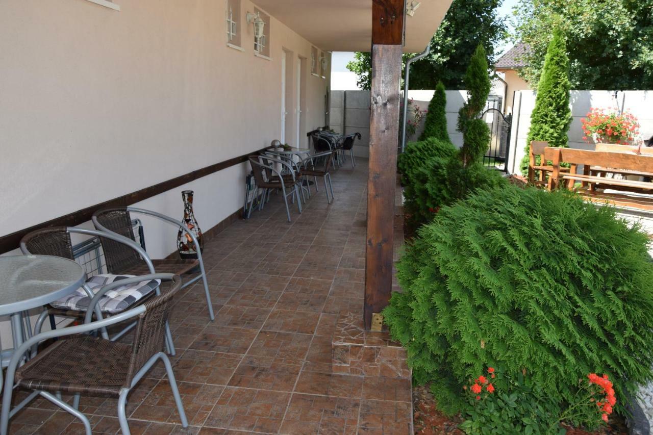 Belany Studios Veľký Meder Εξωτερικό φωτογραφία